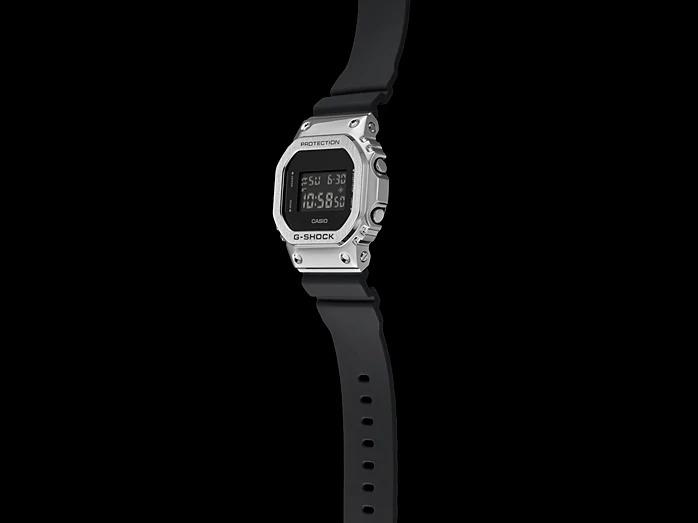Наручные часы  Casio  G-Shock Casio GM-5600-1E (фото 10)