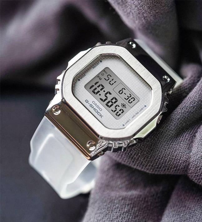 Наручные часы  Casio  G-Shock Casio GM-S5600SK-7E (фото 3)