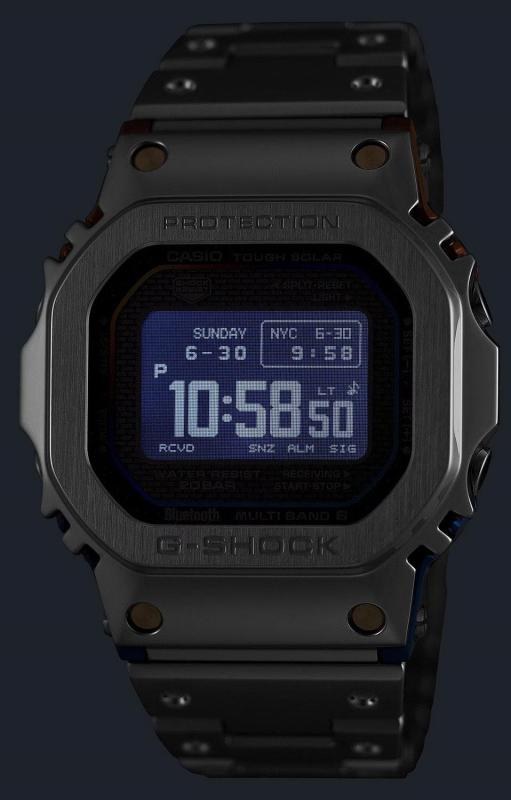 Casio GMW-BZ5000RC-1E