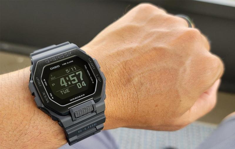 Наручные часы  Casio  G-Shock Casio GBX-100NS-1E (фото 2)