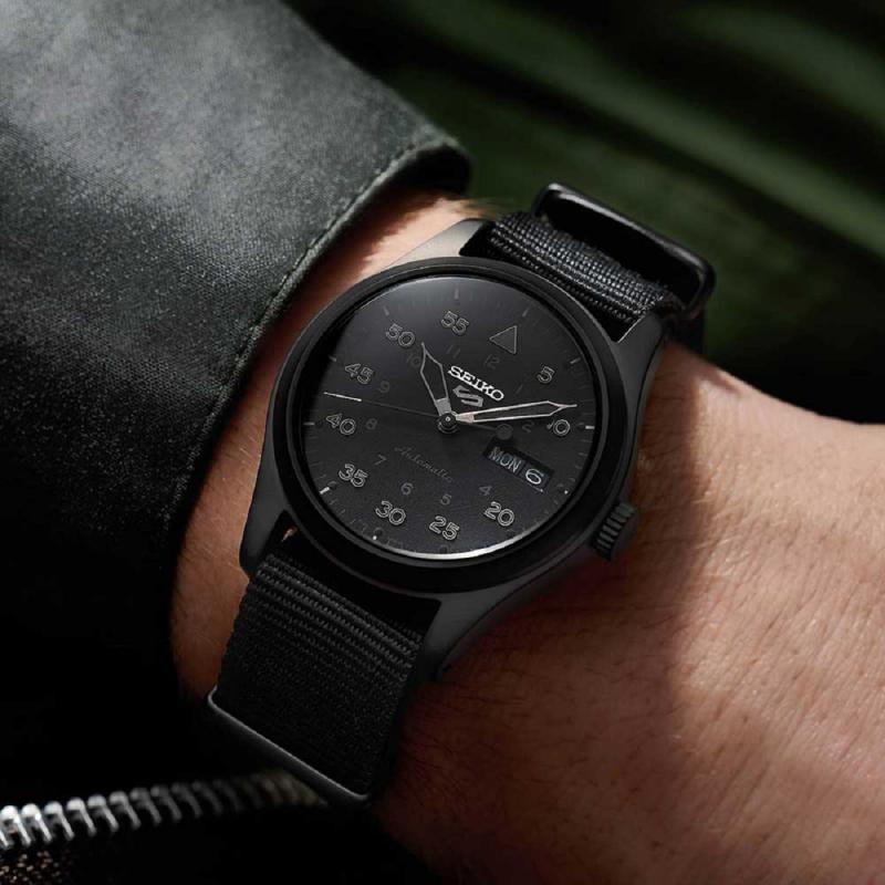 Наручные часы  Seiko  Seiko 5 Sports Seiko SRPJ11K1 (фото 4)