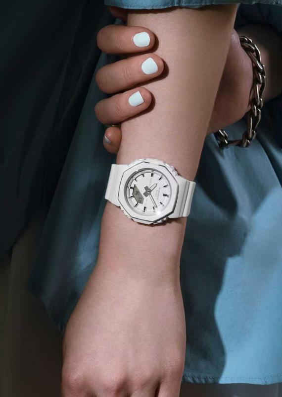 Наручные часы  Casio  G-Shock Casio GMA-P2110-7A (фото 2)