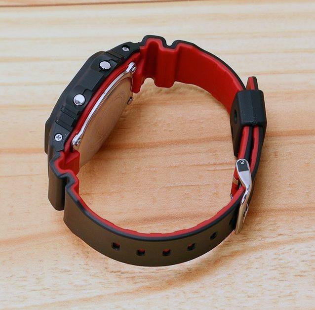 Наручные часы  Casio  G-Shock Casio DW-5600HR-1E (фото 8)