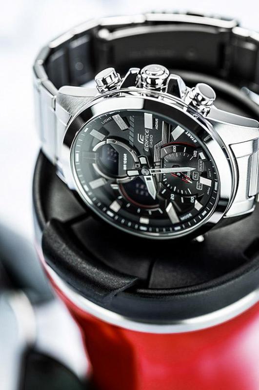 Наручные часы  Casio  Edifice Casio ECB-30D-1A (фото 4)